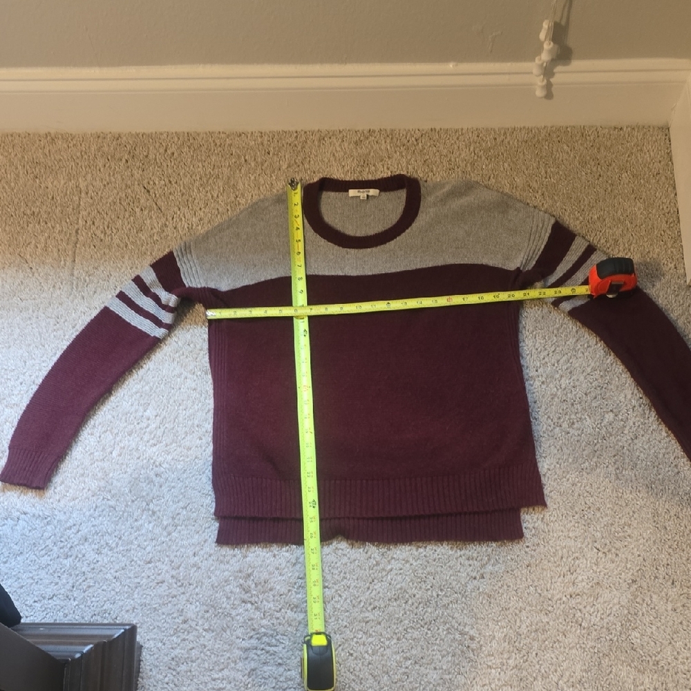 Madewell Women's Burgundy and Gray Crewneck Sweater